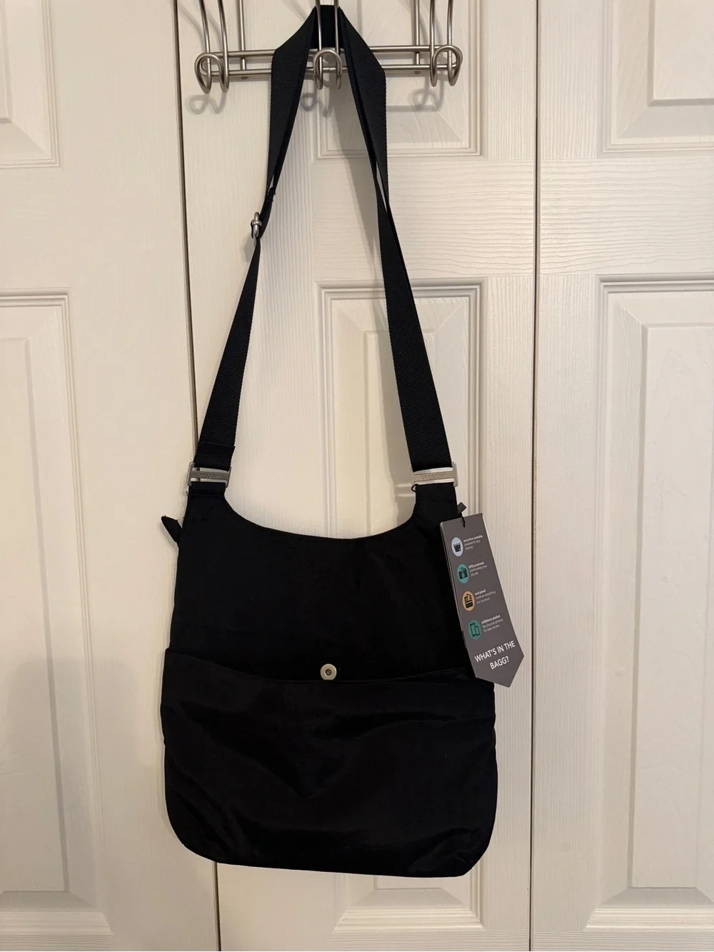 Baggallini Big Zipper Bagg RFID Black Crossbody Travel Purse NWT